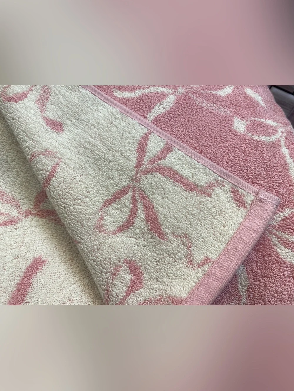 Loft by Loftex ❤️(2) Bow cotton Bath Towels Soft Pink/Ivory Hotel-quality NEW